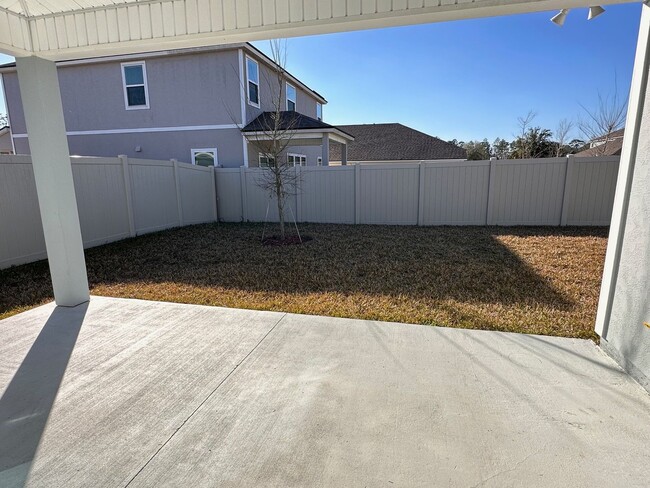 Building Photo - 3-Car Garage, Gated Community, Close to Be...