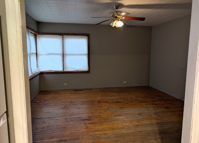 Building Photo - 211 Lincoln Ave