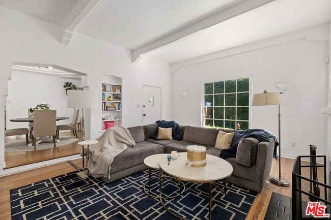 Building Photo - 601 Hayworth Ave