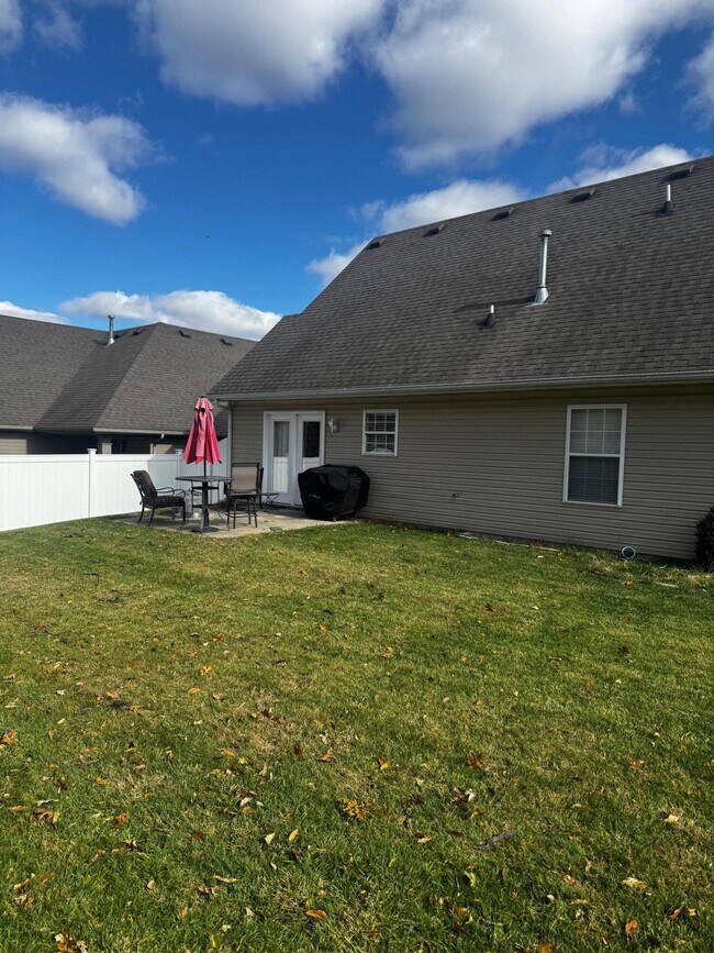 Building Photo - 3213 Belinda Ct