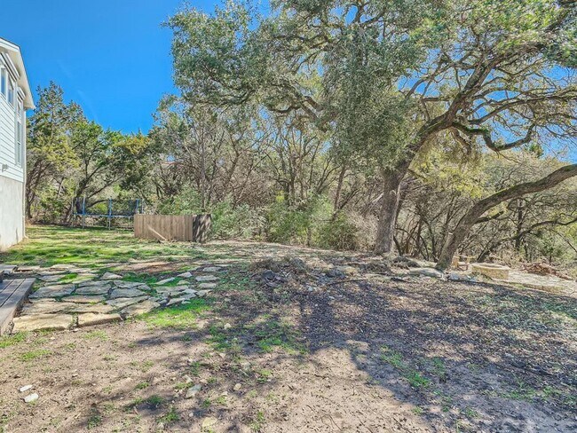 Building Photo - 8915 Spicebrush Dr