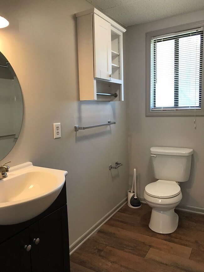 Interior Photo - Cedar Lane Cottages