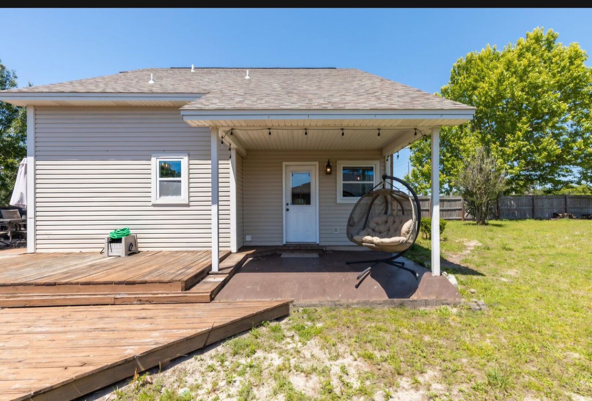 Building Photo - 650 Reynolds Cir
