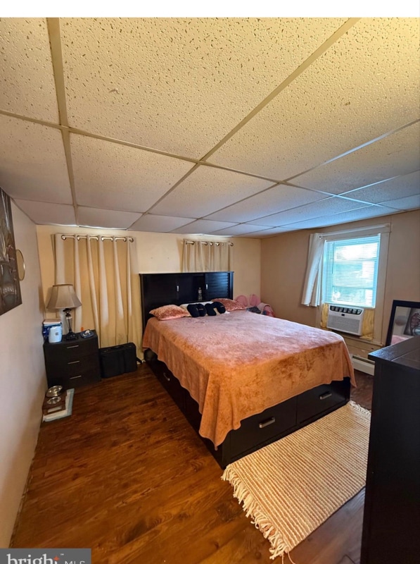 Building Photo - 1701 Mohawk St