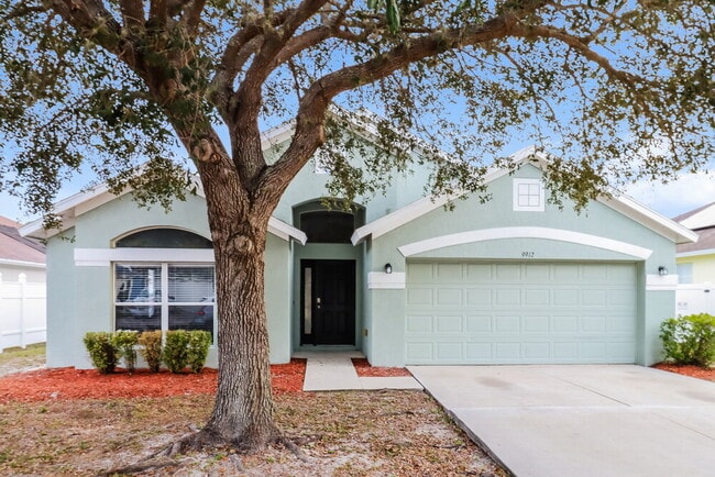 Building Photo - 9912 Riverchase Dr