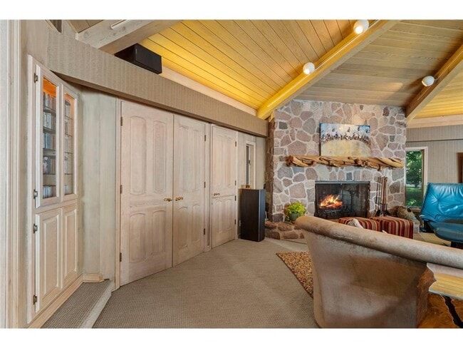 Building Photo - 3942 Enchanted Ln