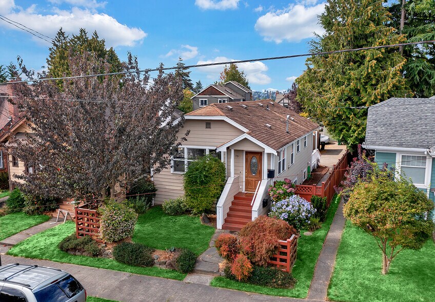 Building Photo - 7911 5th Ave NE