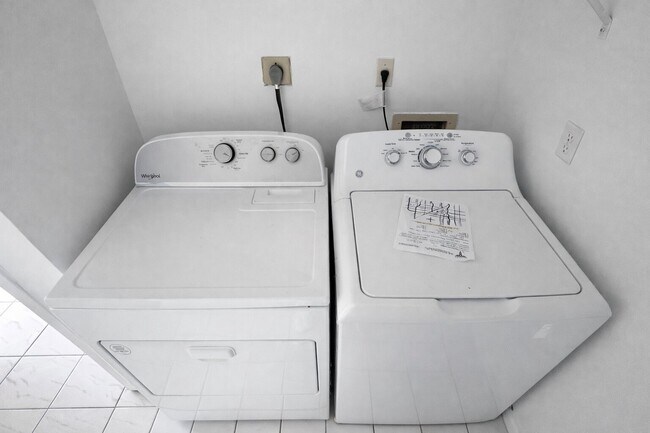 Building Photo - 7891 W 29th Way