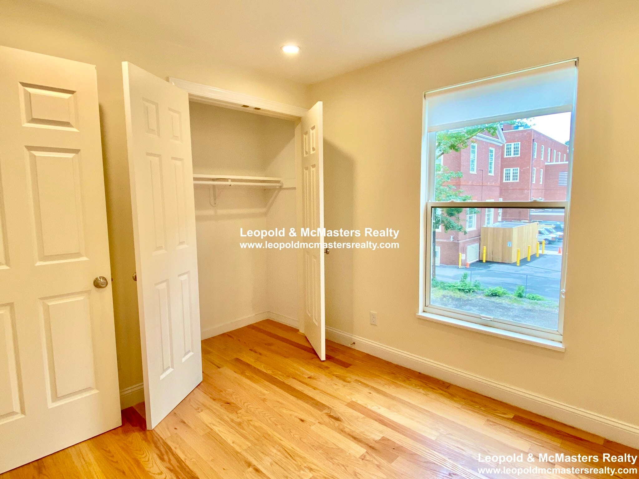 Building Photo - 380 Harvard St