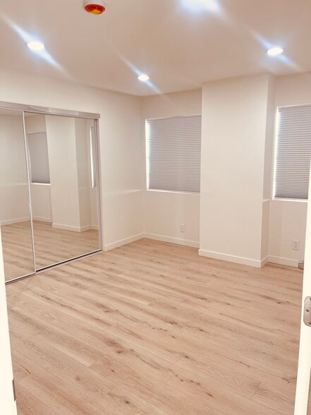 Building Photo - 5312 Cartwright Ave