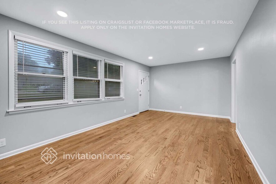 Building Photo - 4812 Smokey Dr