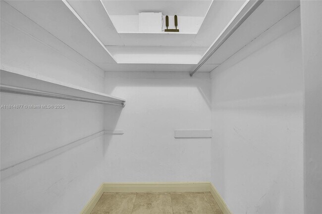 Building Photo - 12101 SW 68th Ct