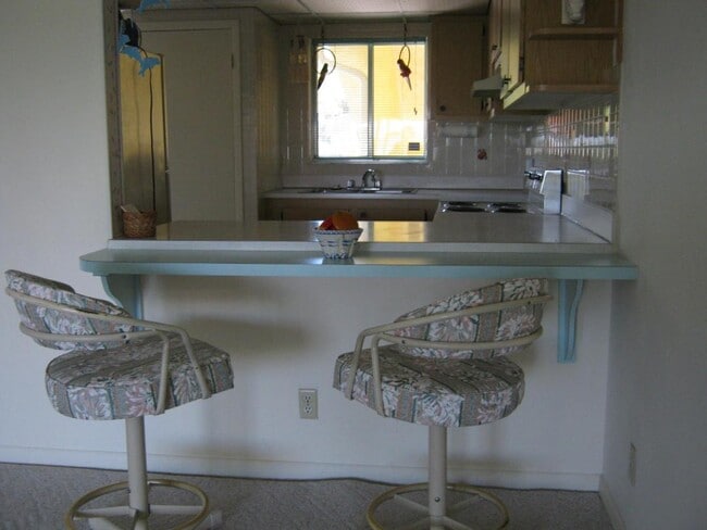 Building Photo - 2440 SE Ocean Blvd