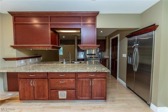 Building Photo - 9423 Highland Dr