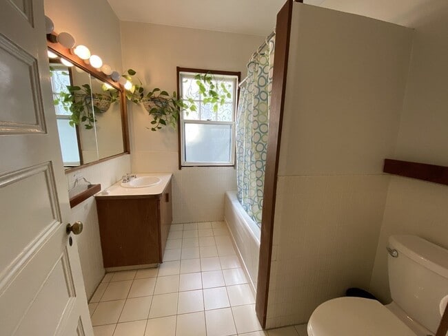 Building Photo - 153 Upland Rd