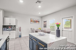 Building Photo - 7526 Boxing Elm