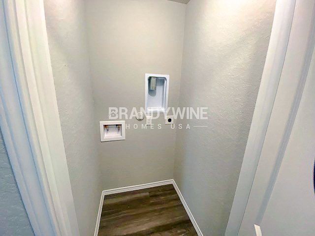 Building Photo - 7018 Winding Shelf