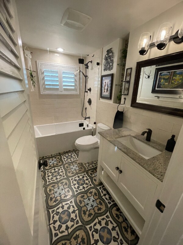 Building Photo - 8040 Tatum Waterway Dr