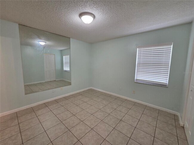 Building Photo - 1755 SW 108th Ln