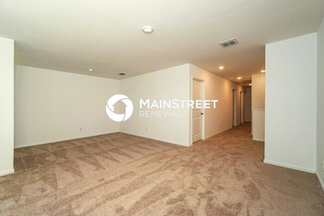 Building Photo - 5 Bedroom Pet-Friendly Home in New Braunfe...