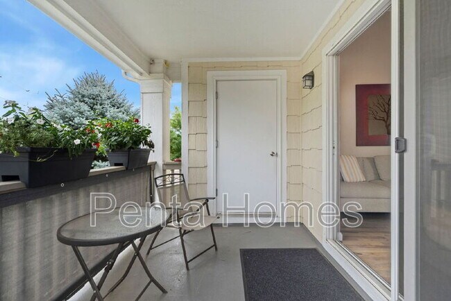 Building Photo - 4635 Hahns Peak Dr