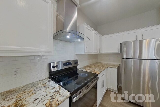 Building Photo - 1121 Cypress Ln