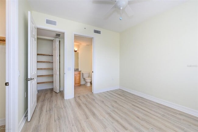 Building Photo - 89 Vivante Blvd