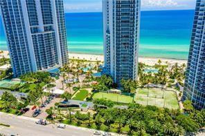 Building Photo - 18101 Collins Ave