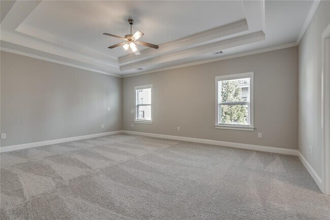 Building Photo - 440 Baroque Dr