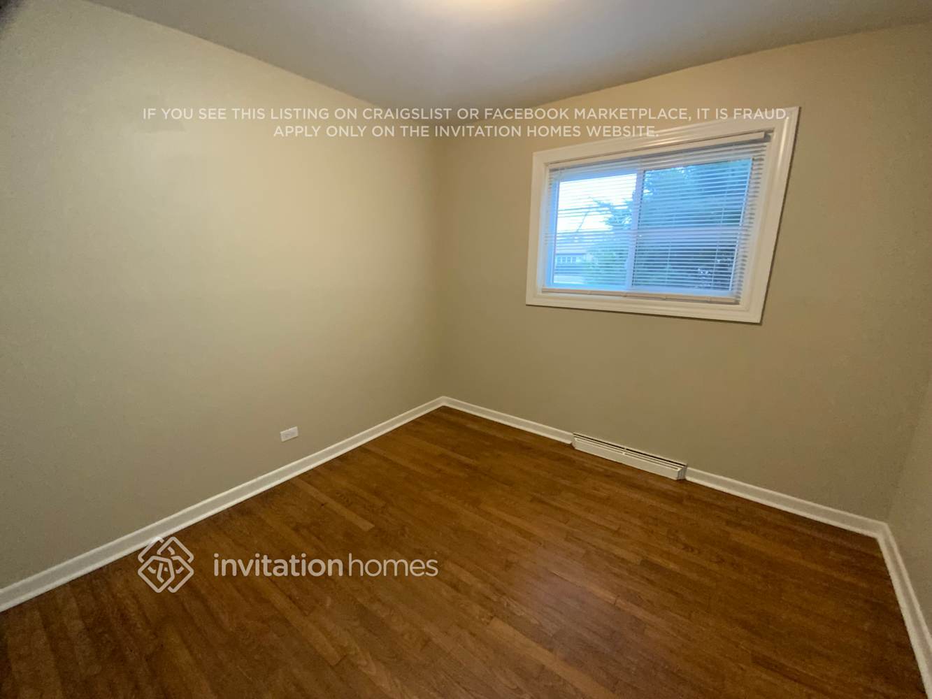 Building Photo - 368 N Biermann Ave