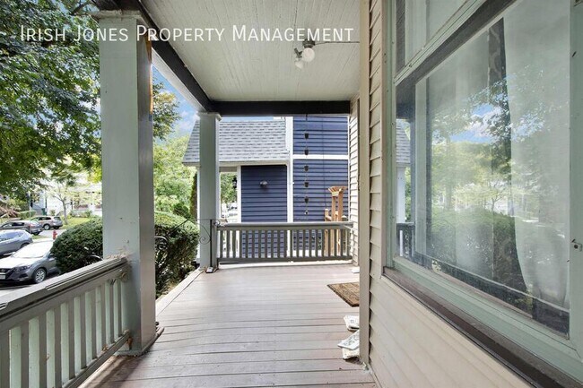 Building Photo - 54 Anderson Pl