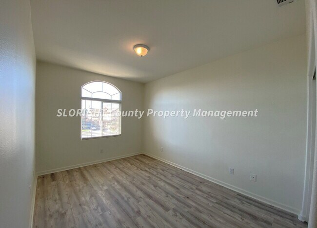 Building Photo - AVAILABLE NOW - Executive Style Santa Maria Home with 4 Bedrooms & 2.5 Bathrooms