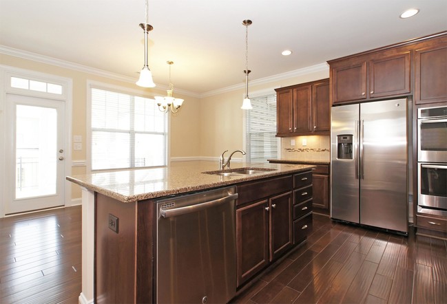 Building Photo - 2230 Rocky Bay Ct