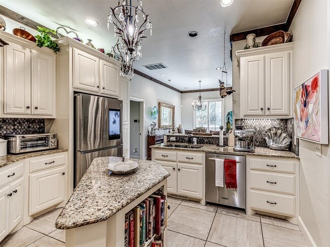 Building Photo - 16200 Muirfield Pl