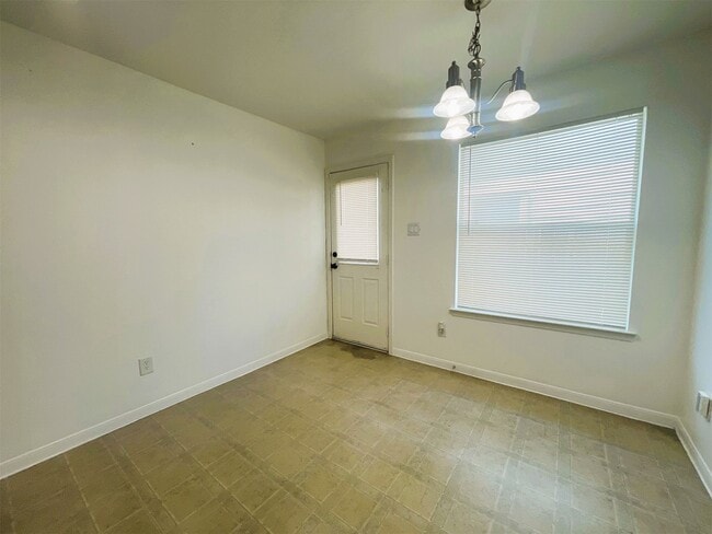 Building Photo - 1410 Danby Heath Ln