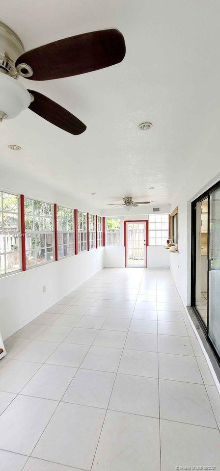 Building Photo - 6991 NW 20th Ct