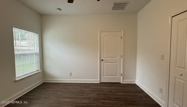 Building Photo - 6625 Osceola St