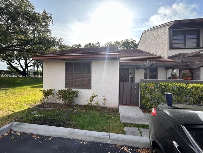 Building Photo - 13301 SW 88th Terrace