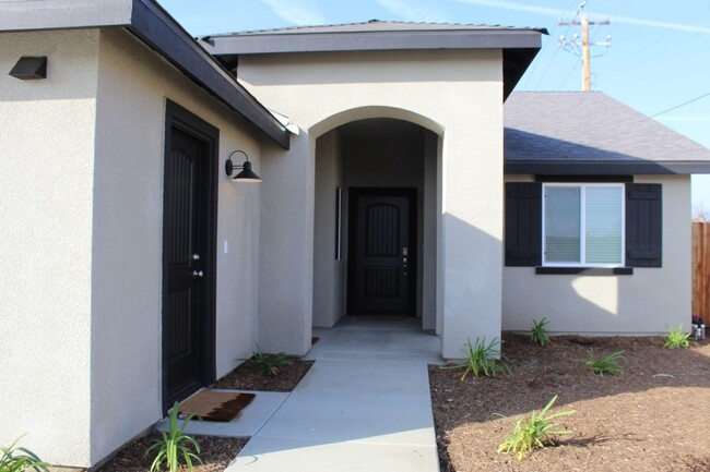 Building Photo - Brand New Home for Rent with Mother In Law...