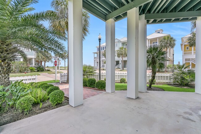 Building Photo - 817 Positano Rd