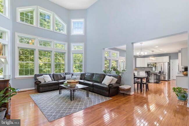 Building Photo - 12980 Highland Oaks Ct