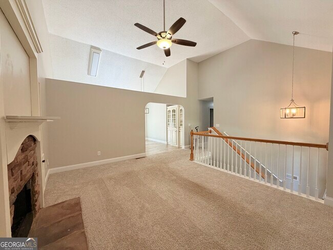 Building Photo - 11 Woodvine Ct