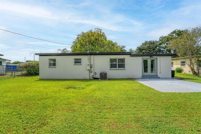 Building Photo - 3015 Tampico Dr