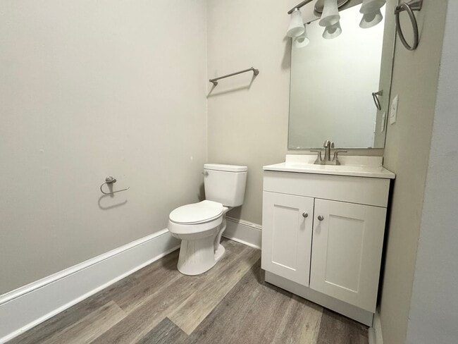 Building Photo - 212 N M.L.K. junior Dr