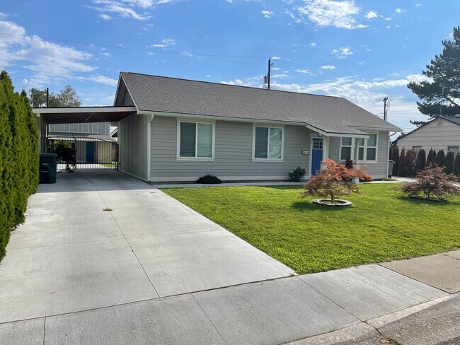 Building Photo - Richland House For Lease