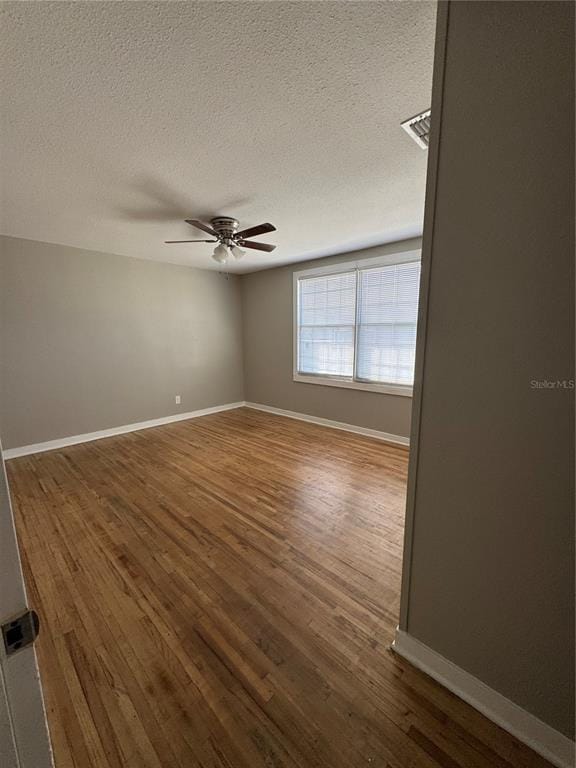 Building Photo - 310 W Park St