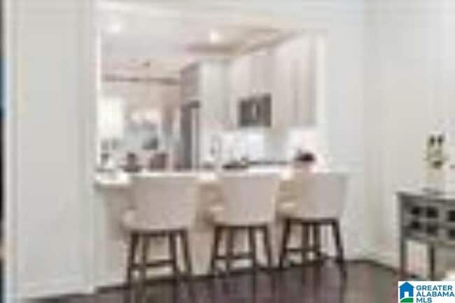 Building Photo - 3009 Vestavia Terrace Dr