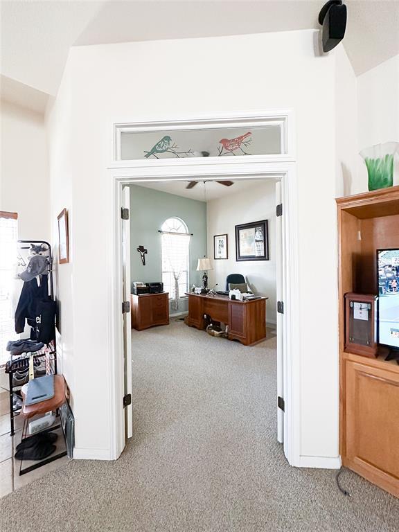 Building Photo - 2121 Settlers Park Loop