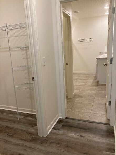 Building Photo - 10789 SW Cremona Way