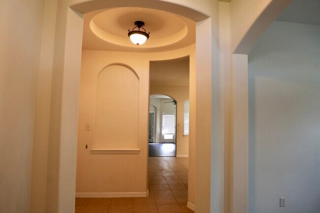 Building Photo - 2306 Snowy Egret Drive